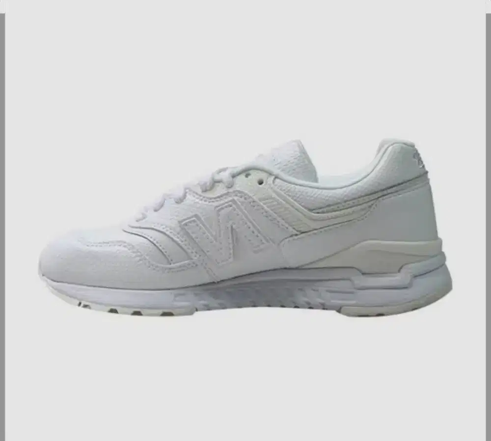 Sepatu NB 779.5  legit bgt barang masih mulus size 37