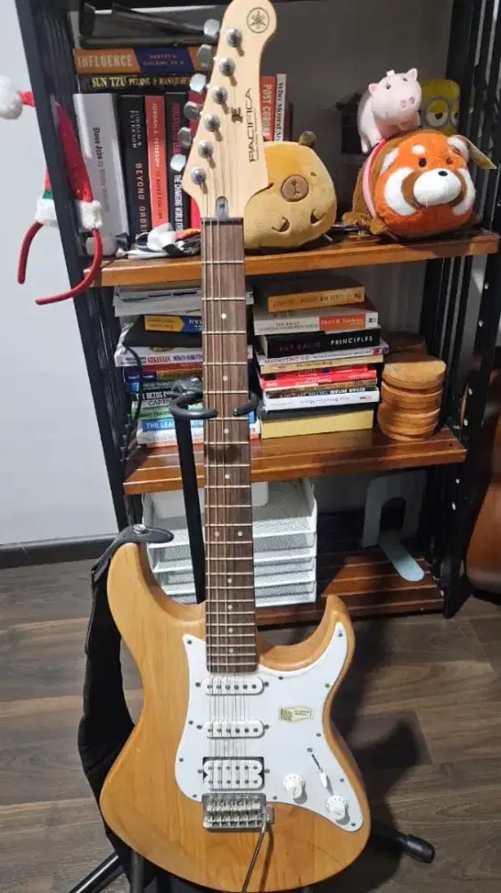 GITAR ELECTRIC YAMAHA PACIFICA PAC-112J PRELOVED