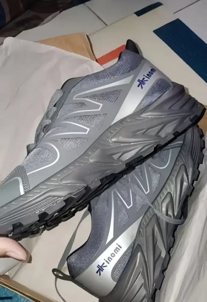 sepatu hiking trail running daily