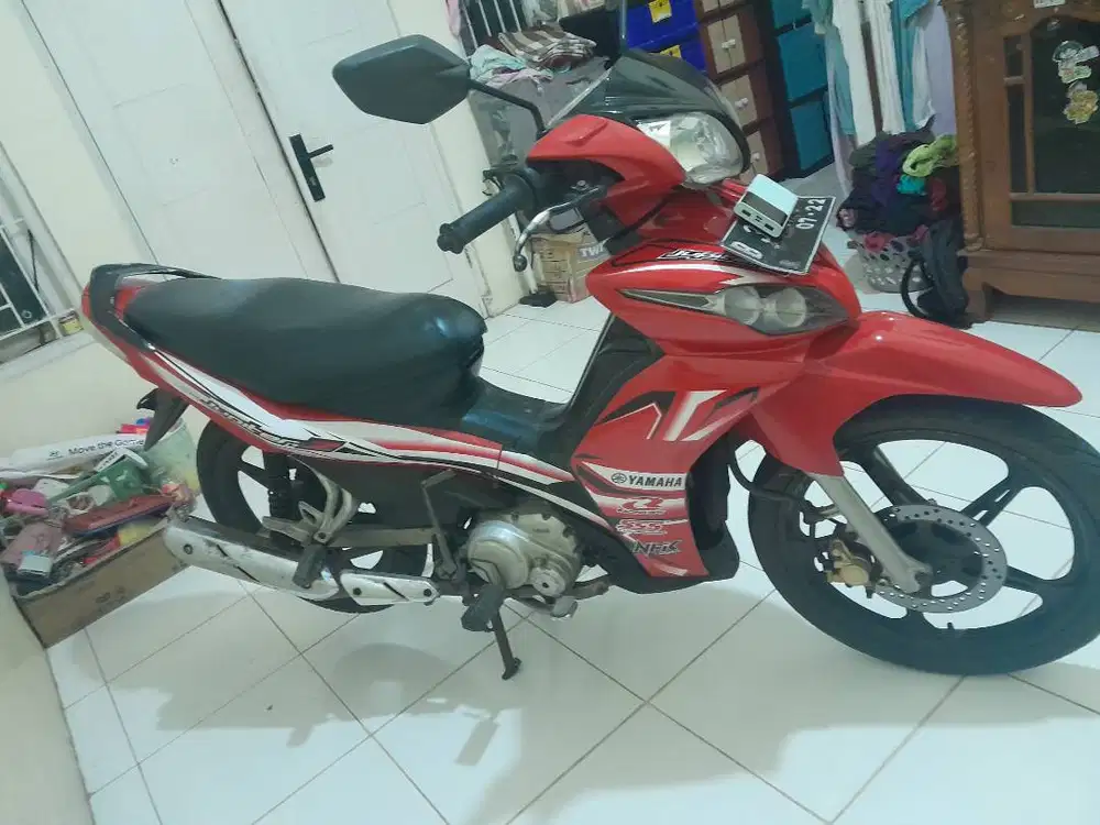 Jual motor kesayangan body mesin lampu lampu oke