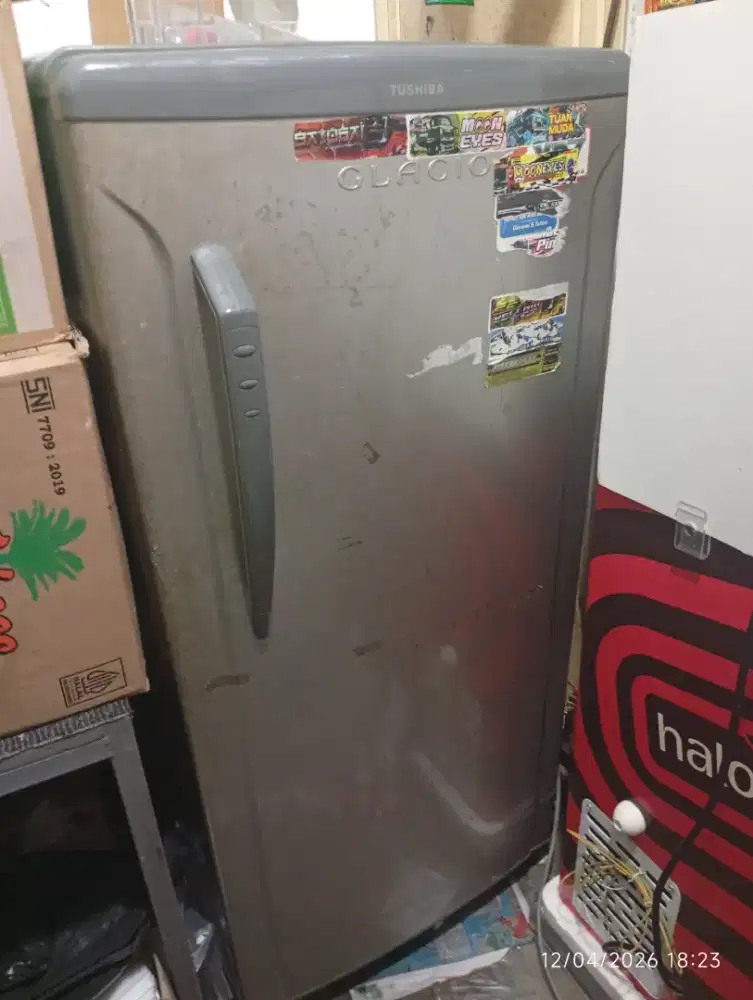 Kulkas glacio toshiba
