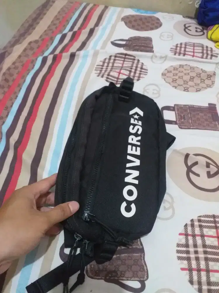 Converse waistbag pria original