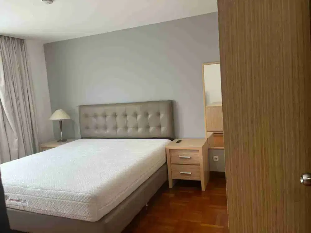 RENT APARTMENT PARK ROYALE EXECUTIVE JL GATOT SUBROTO JAKARTA PUSAT