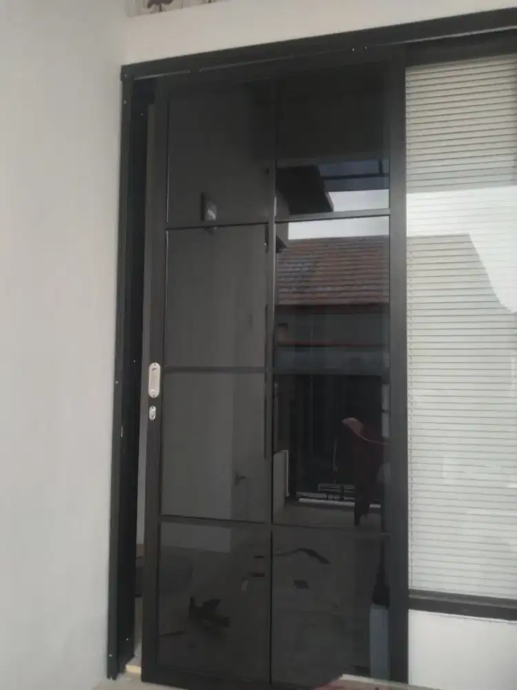 Pintu sliding alumunium ornamen T210cm L90cm hrg sm pasang 2,45 jt/pcs