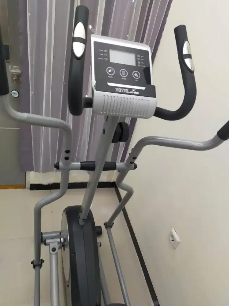 Eleptical TL 388 E second murah surabaya kondisi sangat bagus