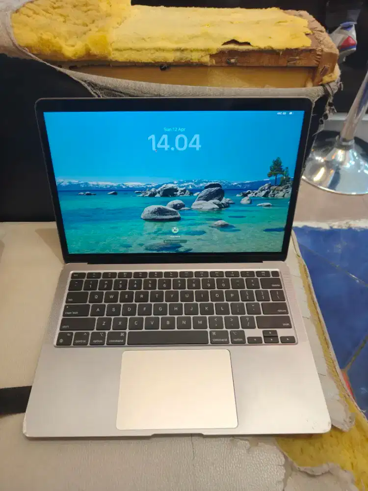 Macbook Air M1 256GB SSD Lecet Parah
