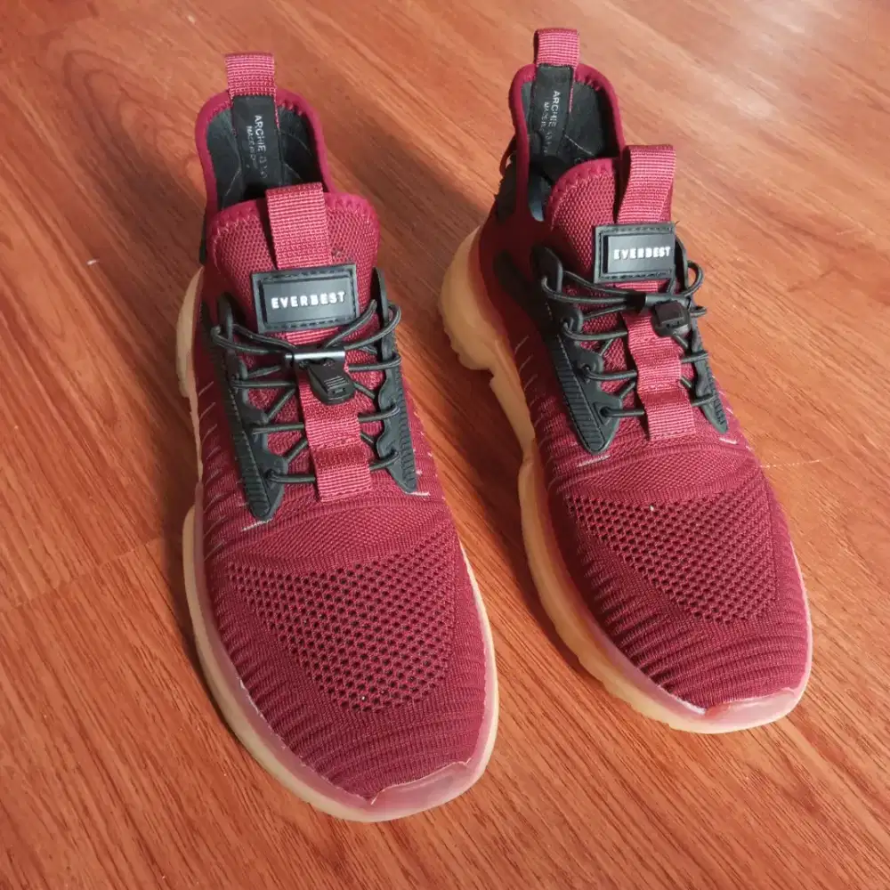 Preloved Sepatu Everbest 43