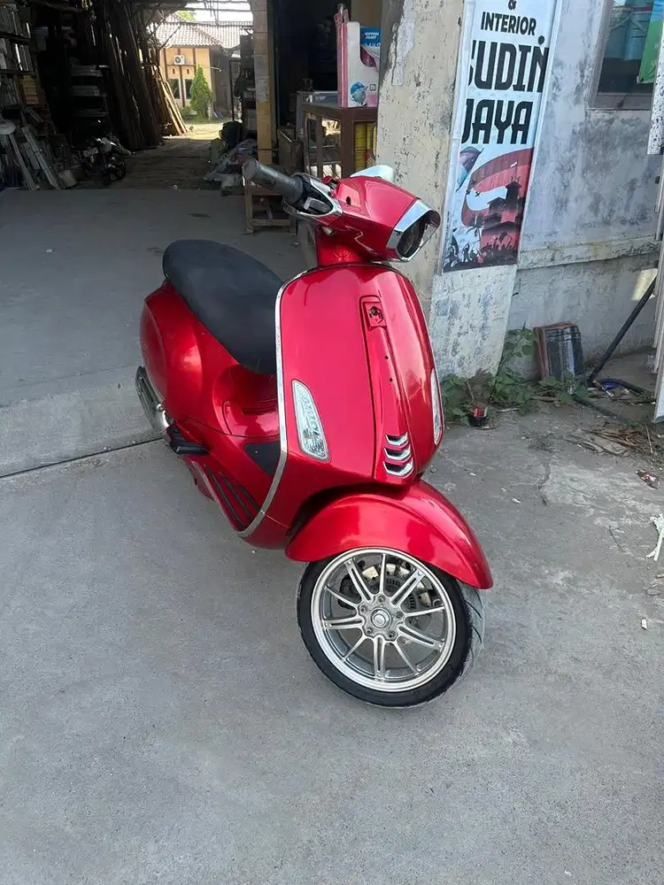 JUAL VESPA SPRINT 2021 IGET ABS