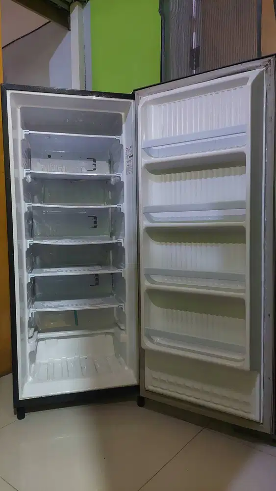 JUAL CEPAT kulkas ASI freezer merk PANASONIC & FREEZER RSA 100 L