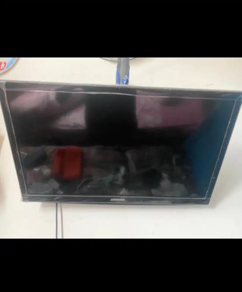 TV Samsung Led 24ins