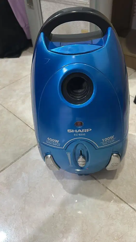 Sharp vacuum cleaner