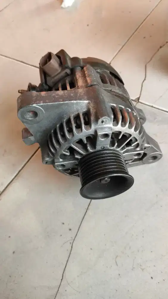 Jual alternator innova 2014