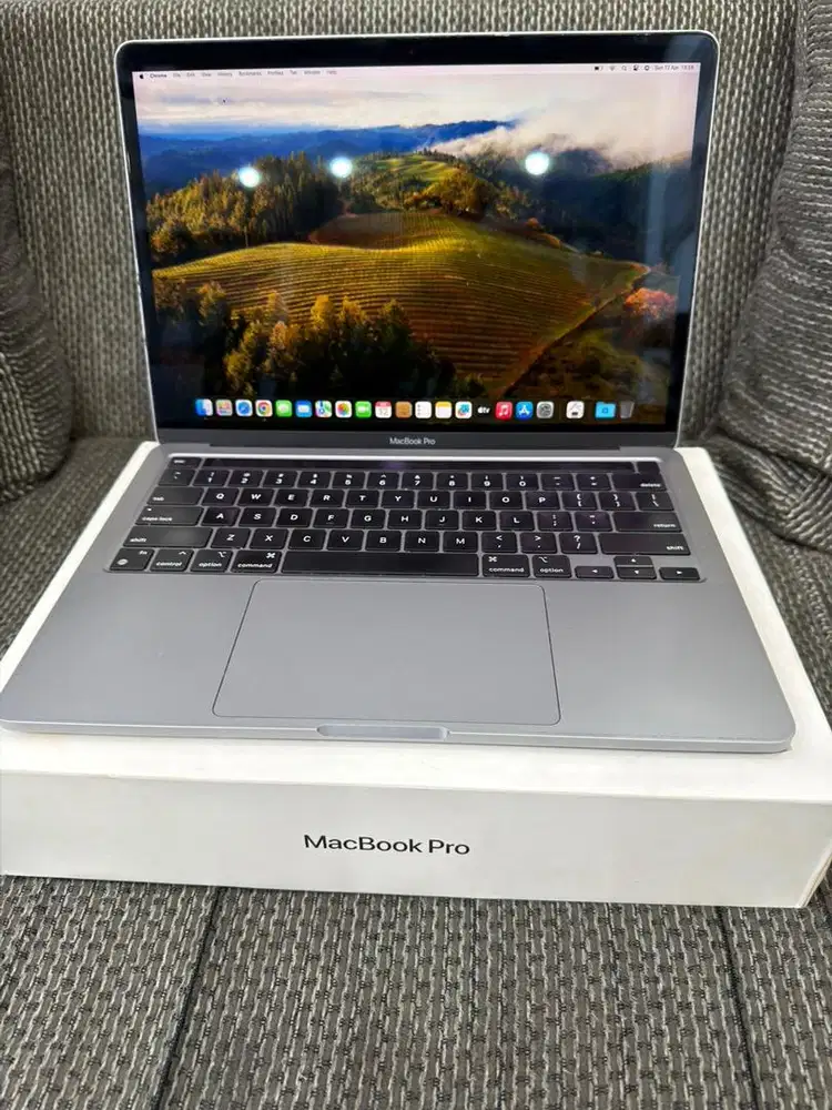 Macbook Pro M1 Silver