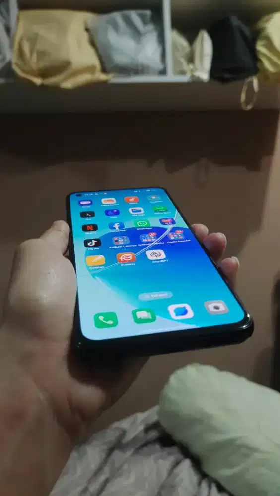 Reno 6 8/128 bandung