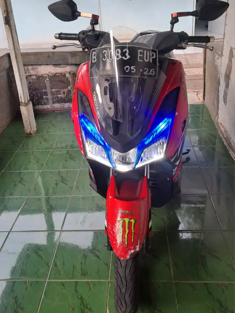 YAMAHA LEXY 2019