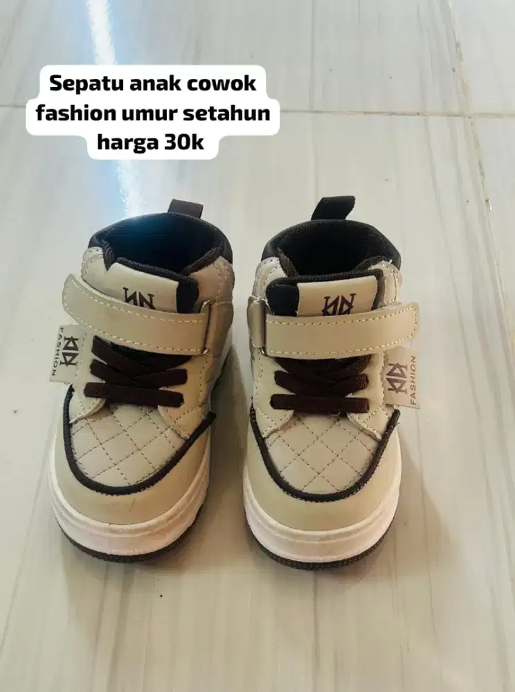 Sepatu Fashion Anak