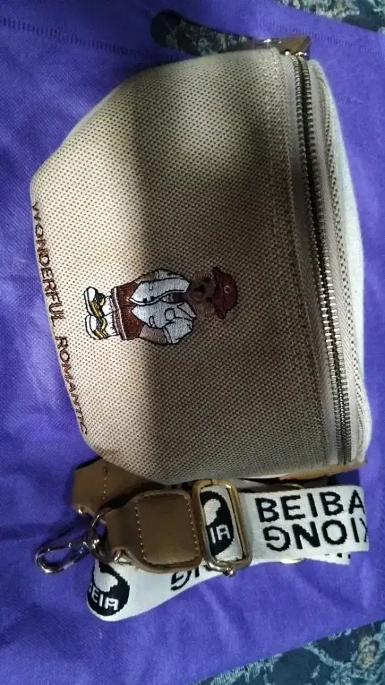 Tas import selempang wanita