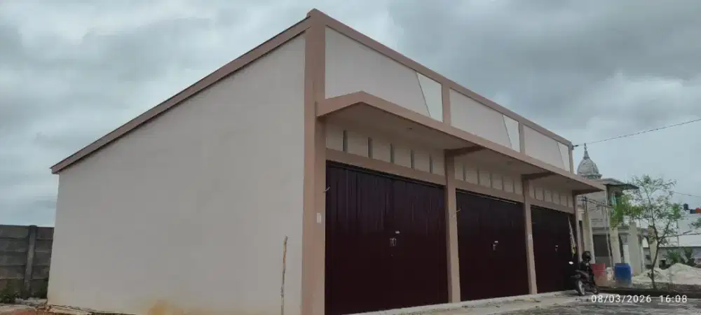 Disewakan 3 unit Toko baru