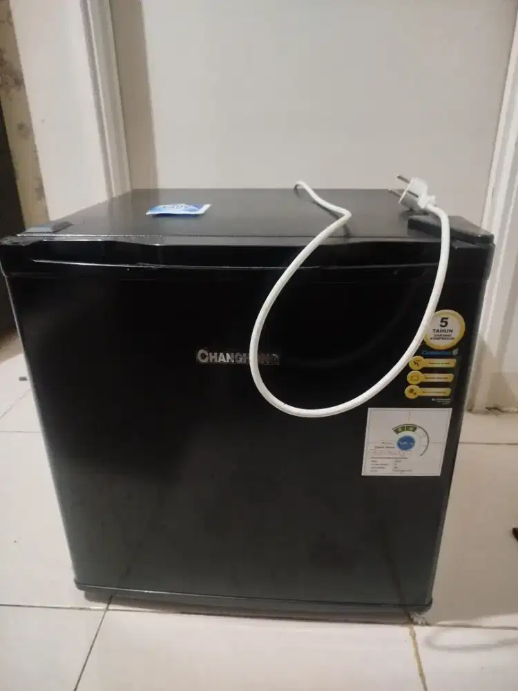 Kulkas Minibar Changhong