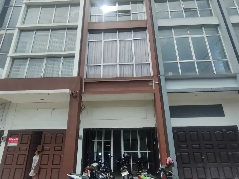 Ruko strategis depan rumah makan Rusli jalan pasar 6 ringroad