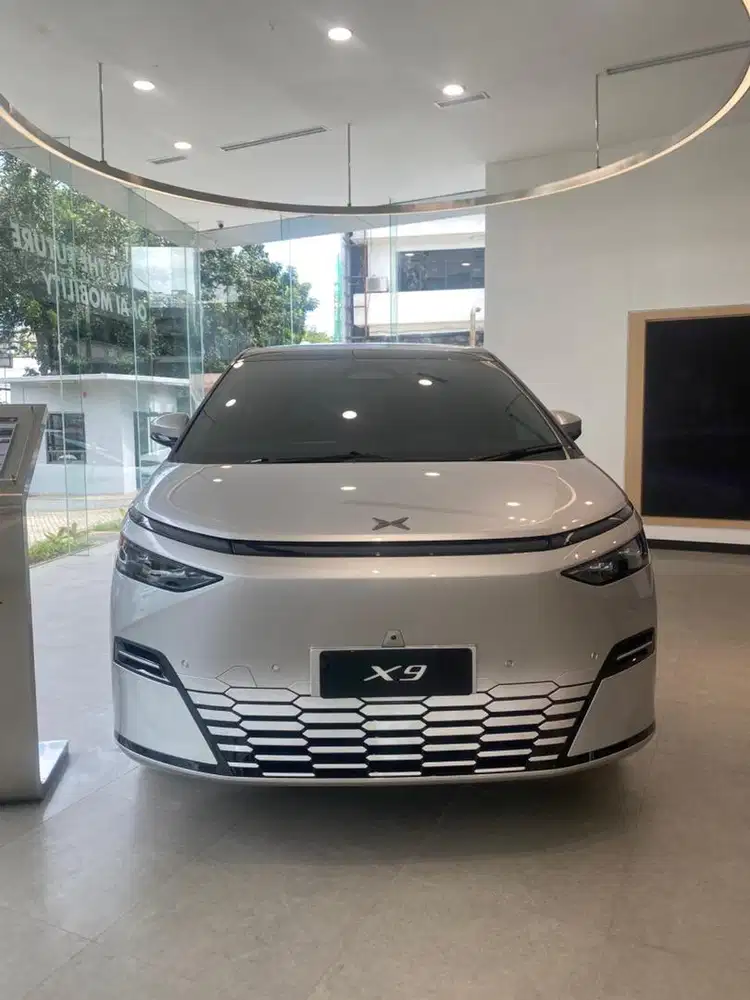 Xpeng X9 Long Range Pro+