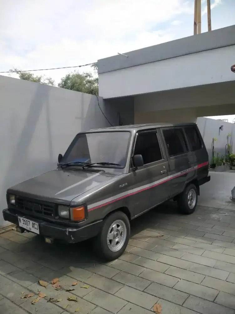 TOYOTA KIJANG SUPER