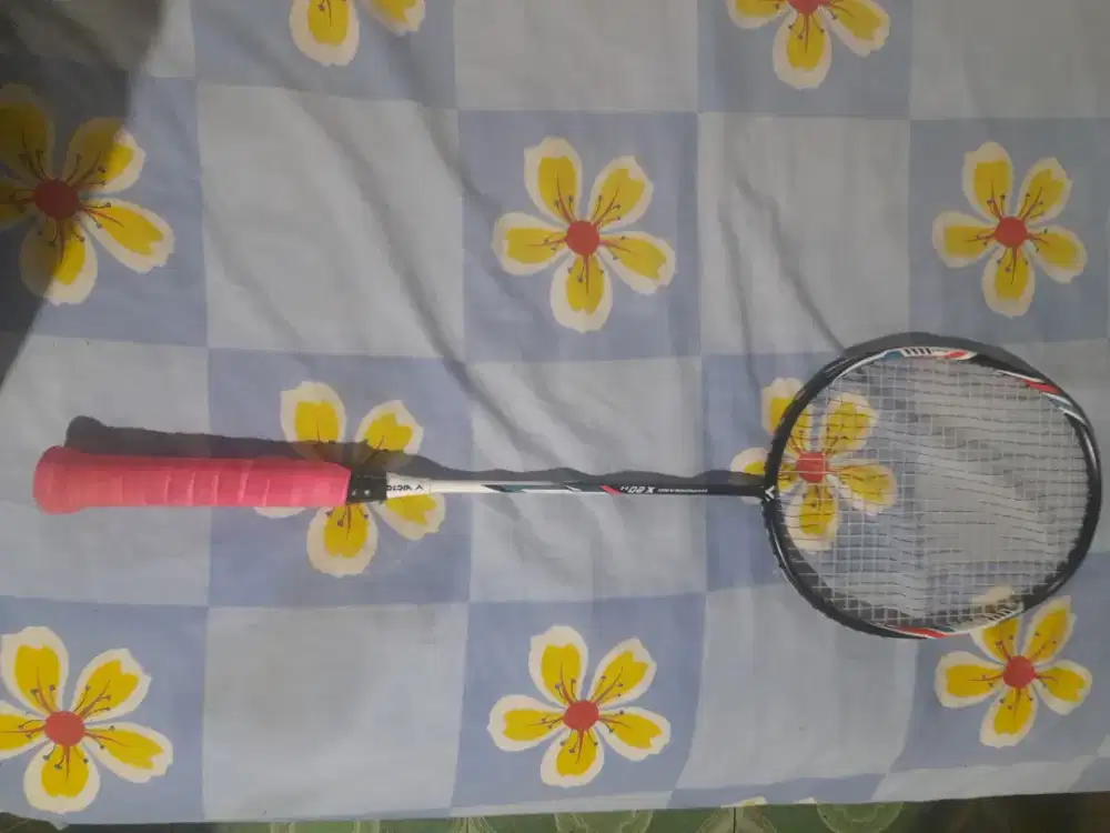 Raket Victor Hypernano X20H