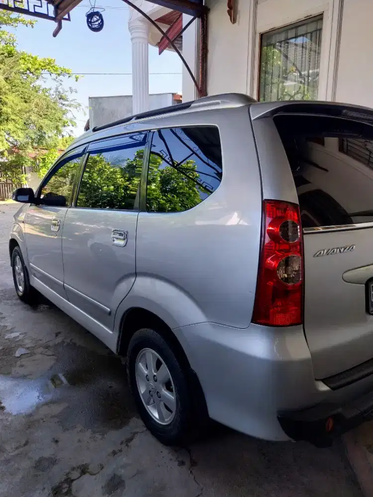 Jual cepat avanza metic tahun 2010 harga nego