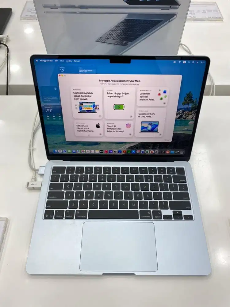 Cicilan Macbook mulai dari 15ribuan/hari