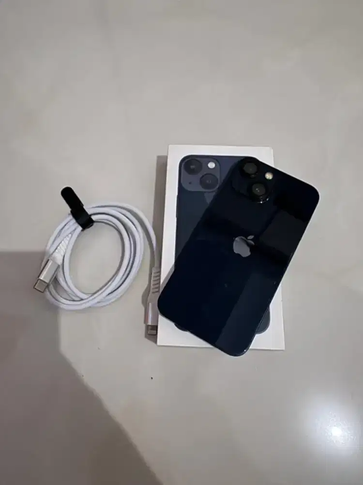 iPhone 13 mini 128 hitam ex ibox digimap