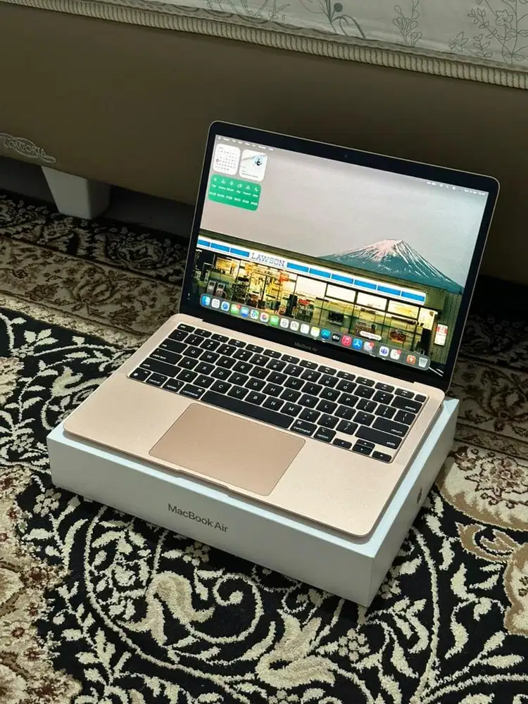 Macbook Air M1 2020 8/256 GB