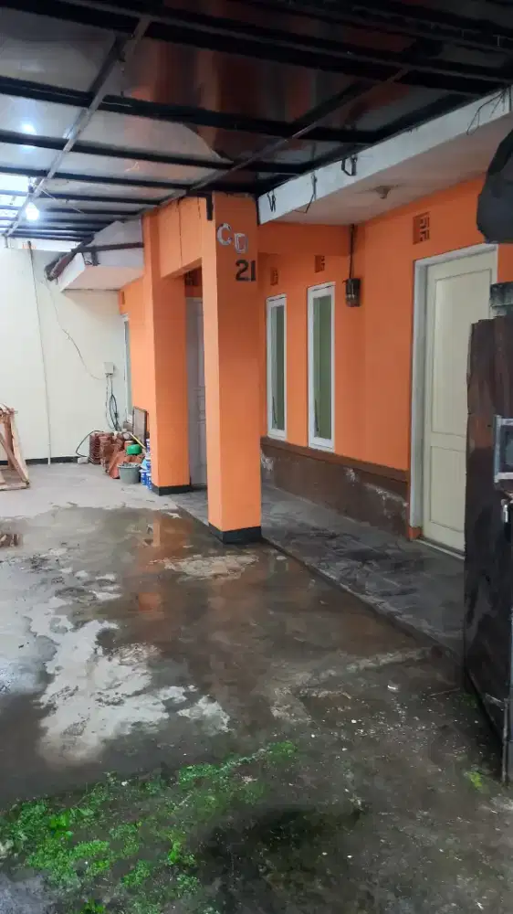 Disewakan rumah pertahun