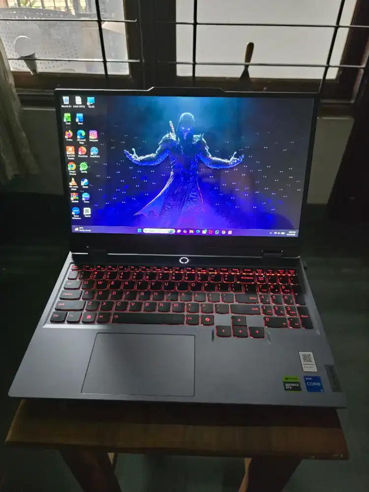 Lenovo LOQ 15IRX9 Intel Core i5 13450HX RTX 3050 16GB RAM 512GB SSD