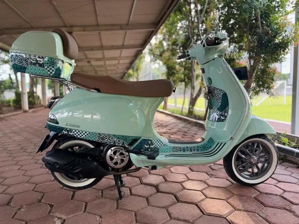 VESPA LX BATIK SERIES 125 IGET FACELIFT TAHUN 2023 LIMITED EDITION