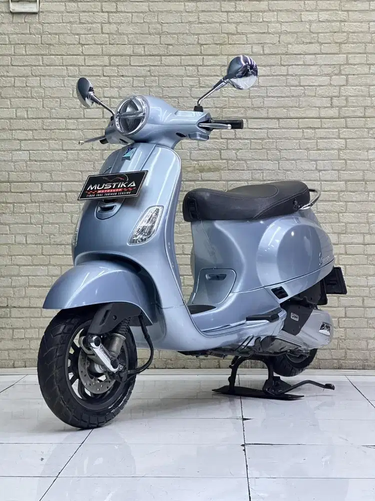 Vespa LX 125 i-Get Facelift 2022 Pajak panjang