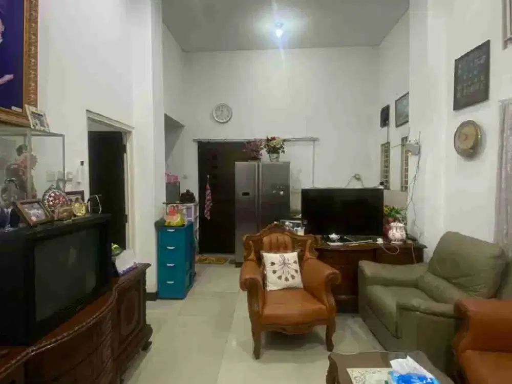 D sewa rumah Boulvard muara Karang