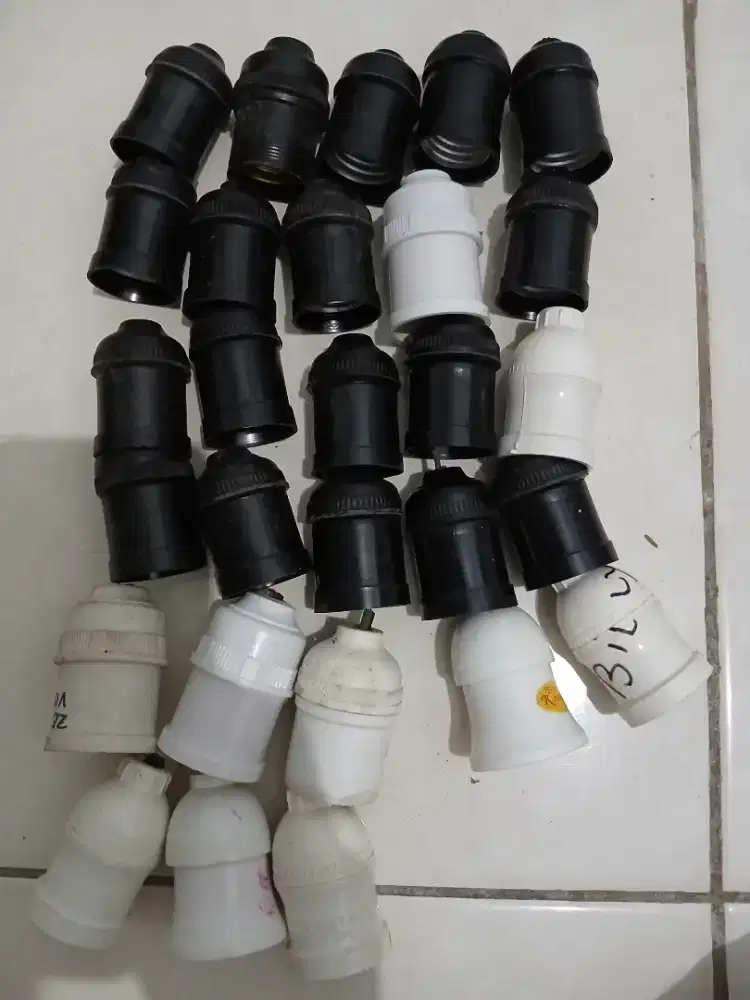 Fitting Gantung E27 Murah