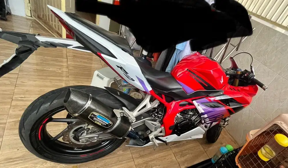 HONDA CBR RR 250CC 2 SLINDER