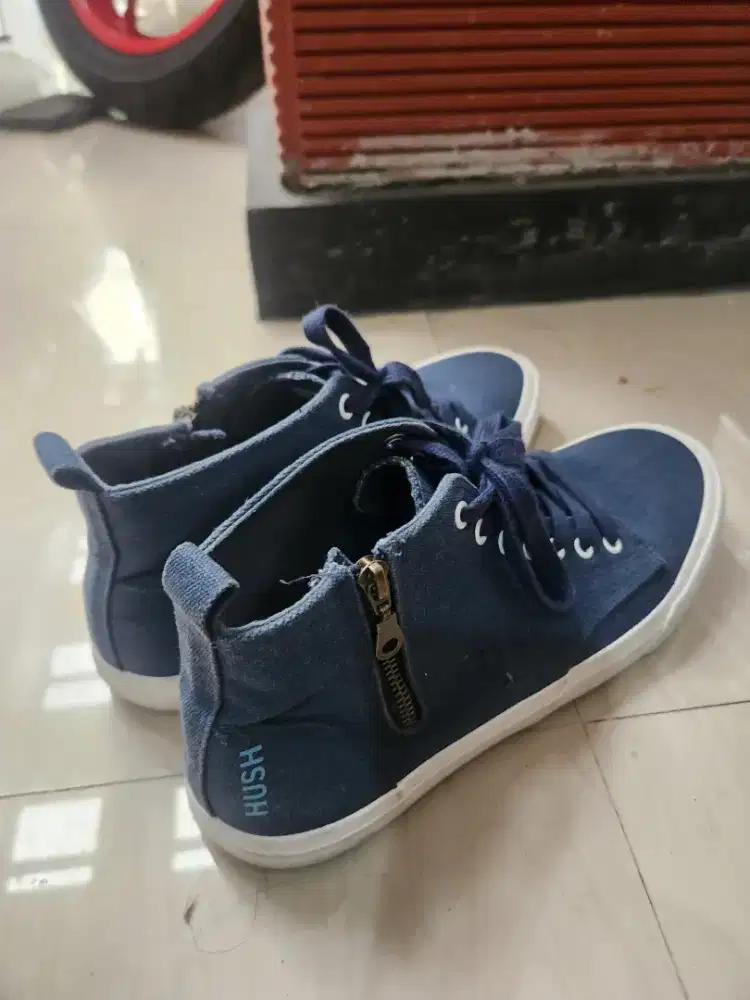 Sepatu hush puppies like new