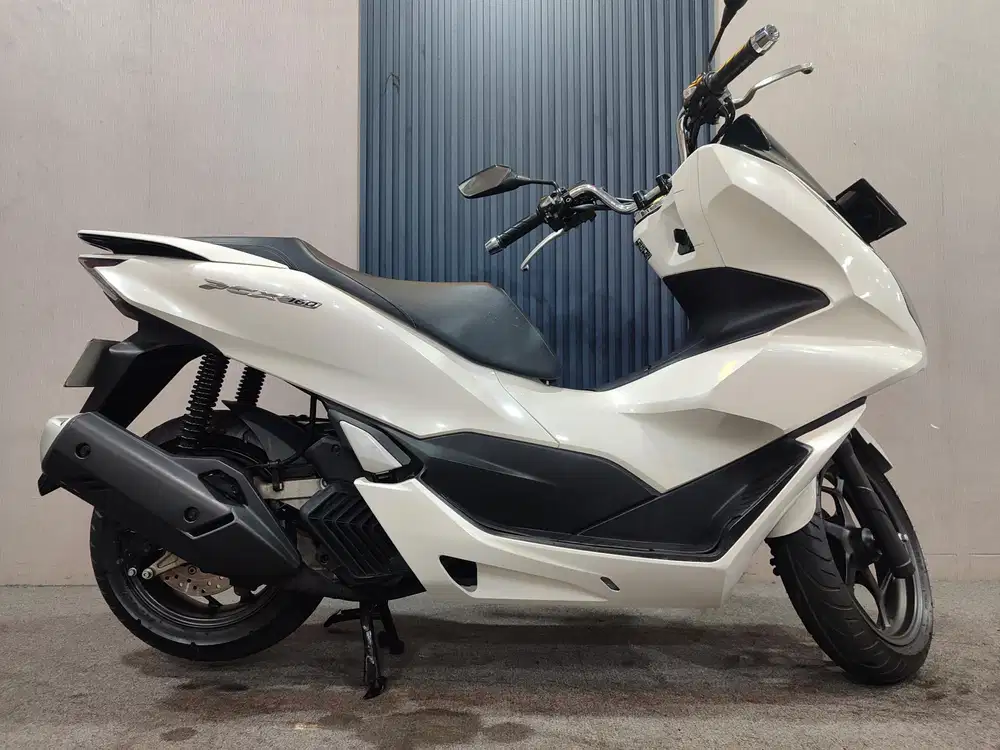 PCX 160 CBS 2023 istimewa mulus terawat siap pakai...