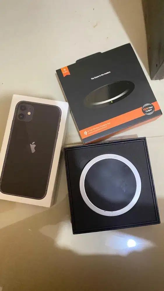 Iphone 11 mulus & wireless charging