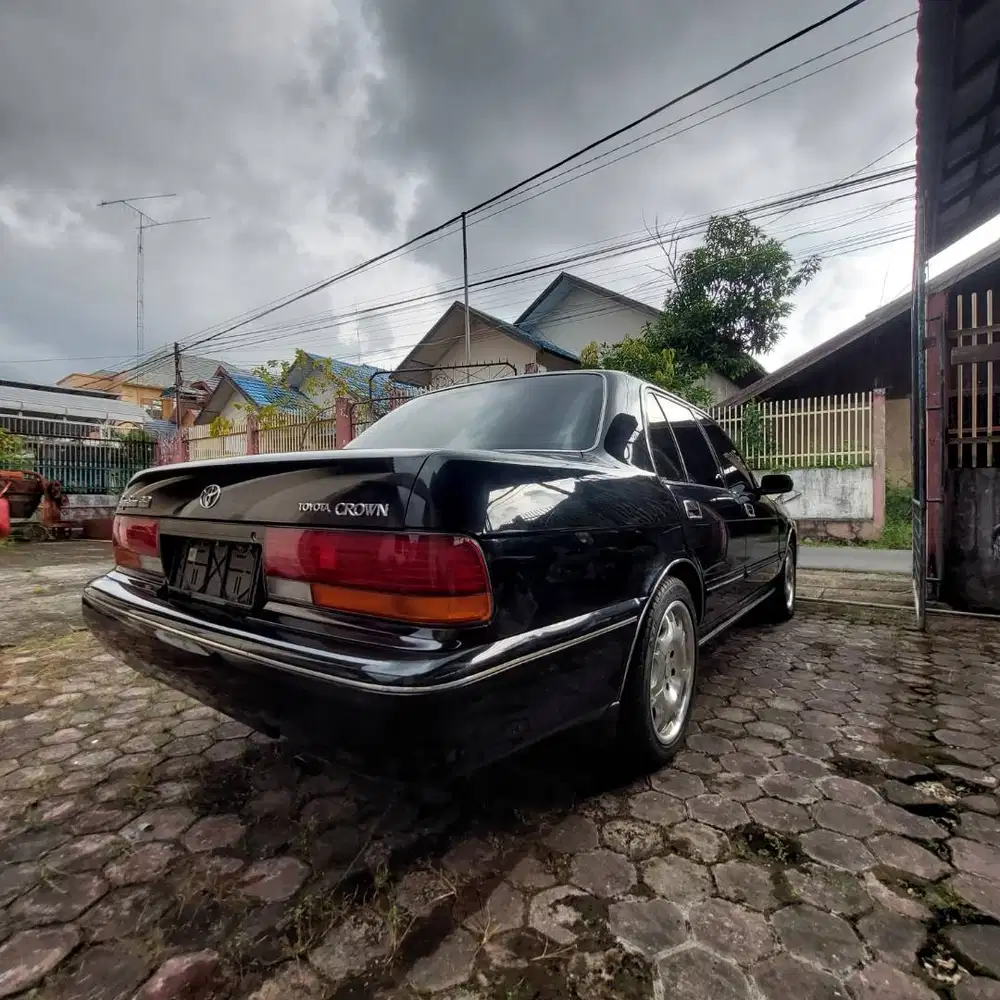 Toyota Crown Super Salon 2JZ