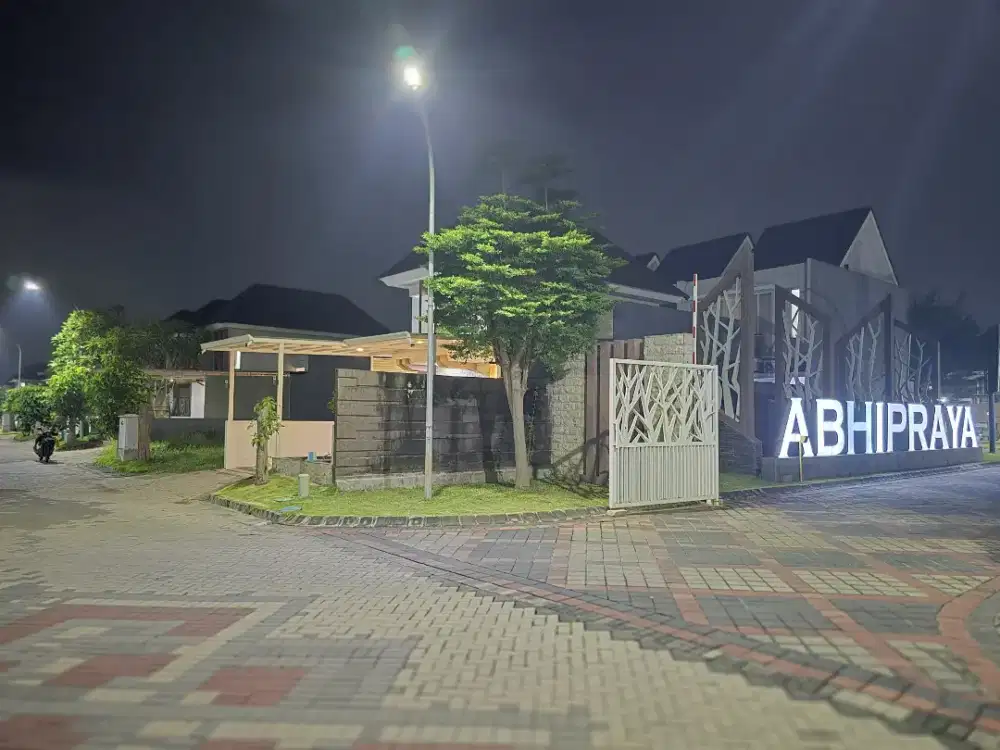 Hunian Mewah - Dibawah Pasar