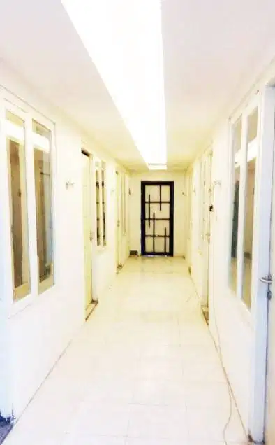 Dijual rumah kost ruang usaha