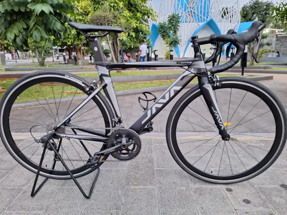 Sepeda Balap Roadbike Java Siluro 2 Frame Size 47  S  Fork Carbon