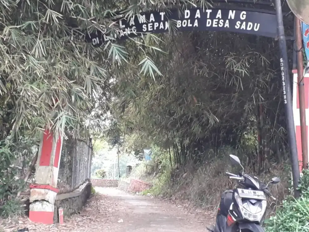 ,Di jual tanah cocok buat villa. Perumahan atau apa saja lagi butuh