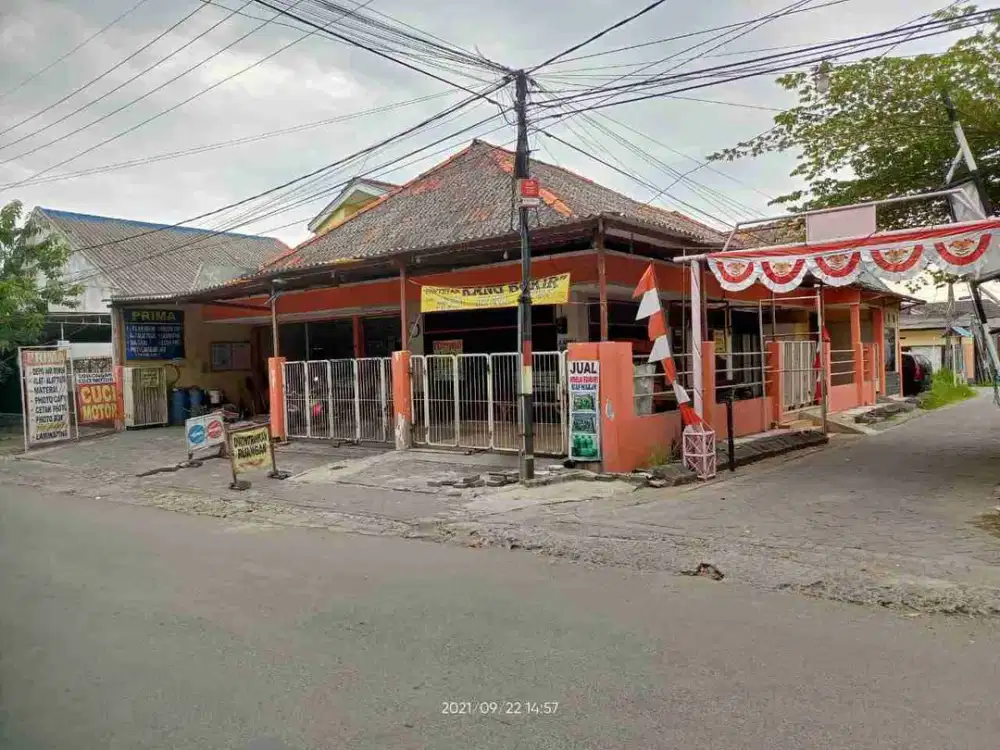 Dijual Tempat Usaha Murah di jln kembar posisi hook lokasi Kota Baru Driyorejo Gresik