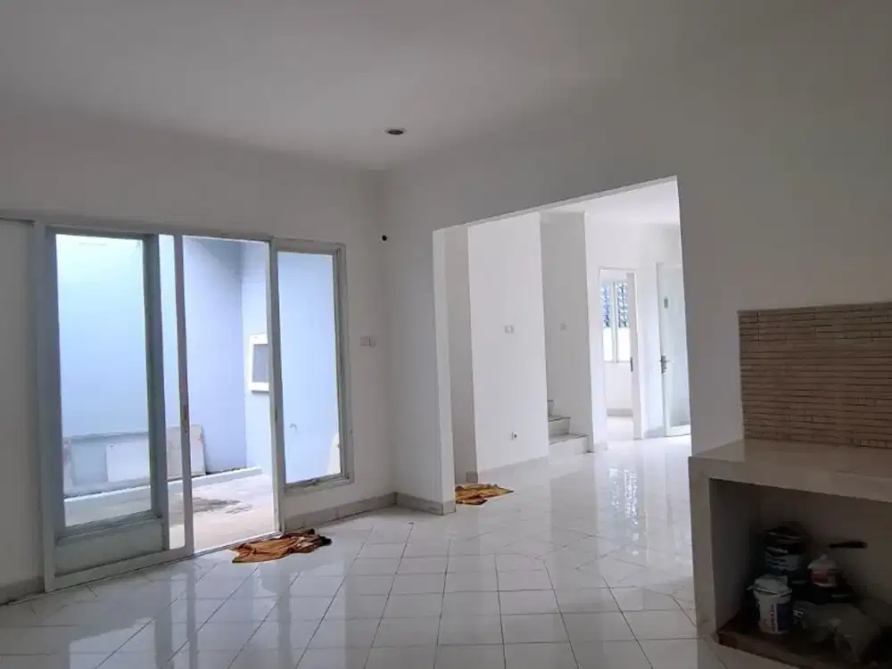 RUMAH BAGUS SIAPHUNI LT 120 KOTA WISATA CIBUBUR JAKARTA TIMUR