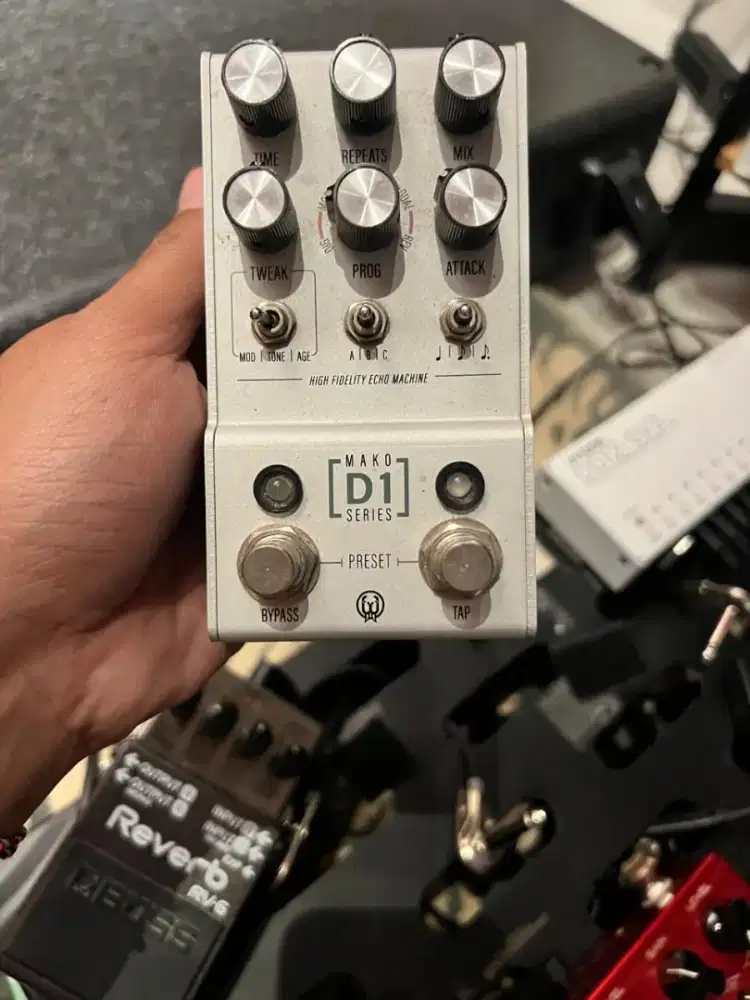 Walrus Audio MAKO Series D1 High-Fidelity Delay Guitar Effects Pedal