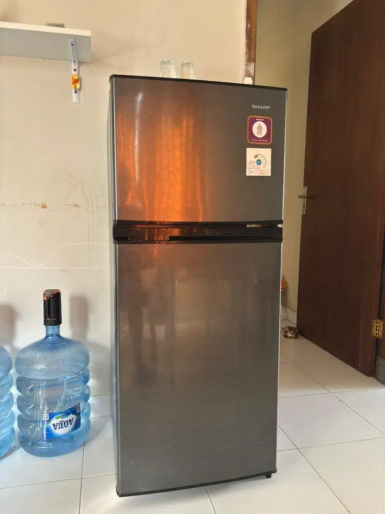 Kulkas Sharp SJ-195MN-HS